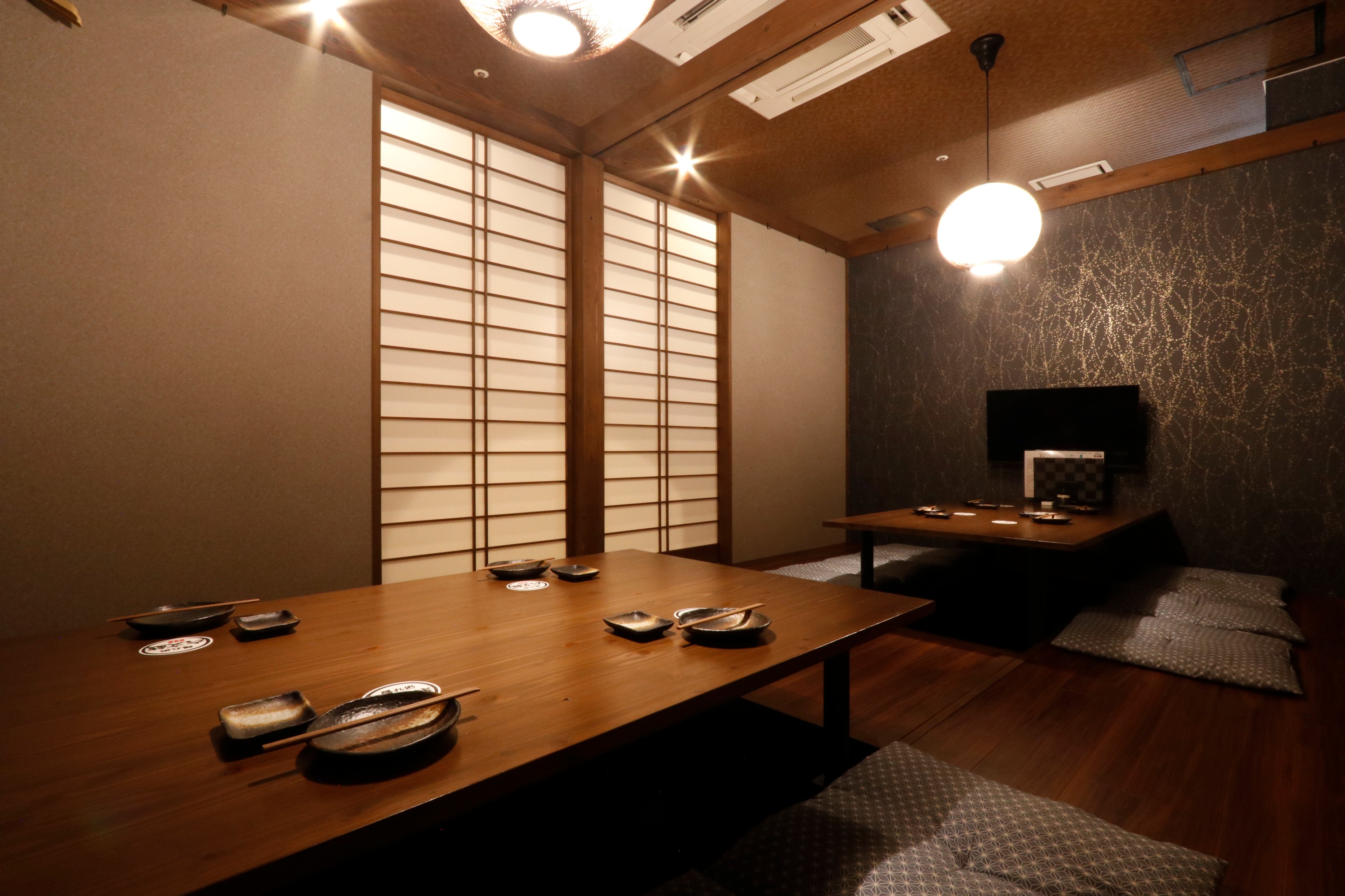 隠れ処六文銭 土浦駅前店 店内画像1