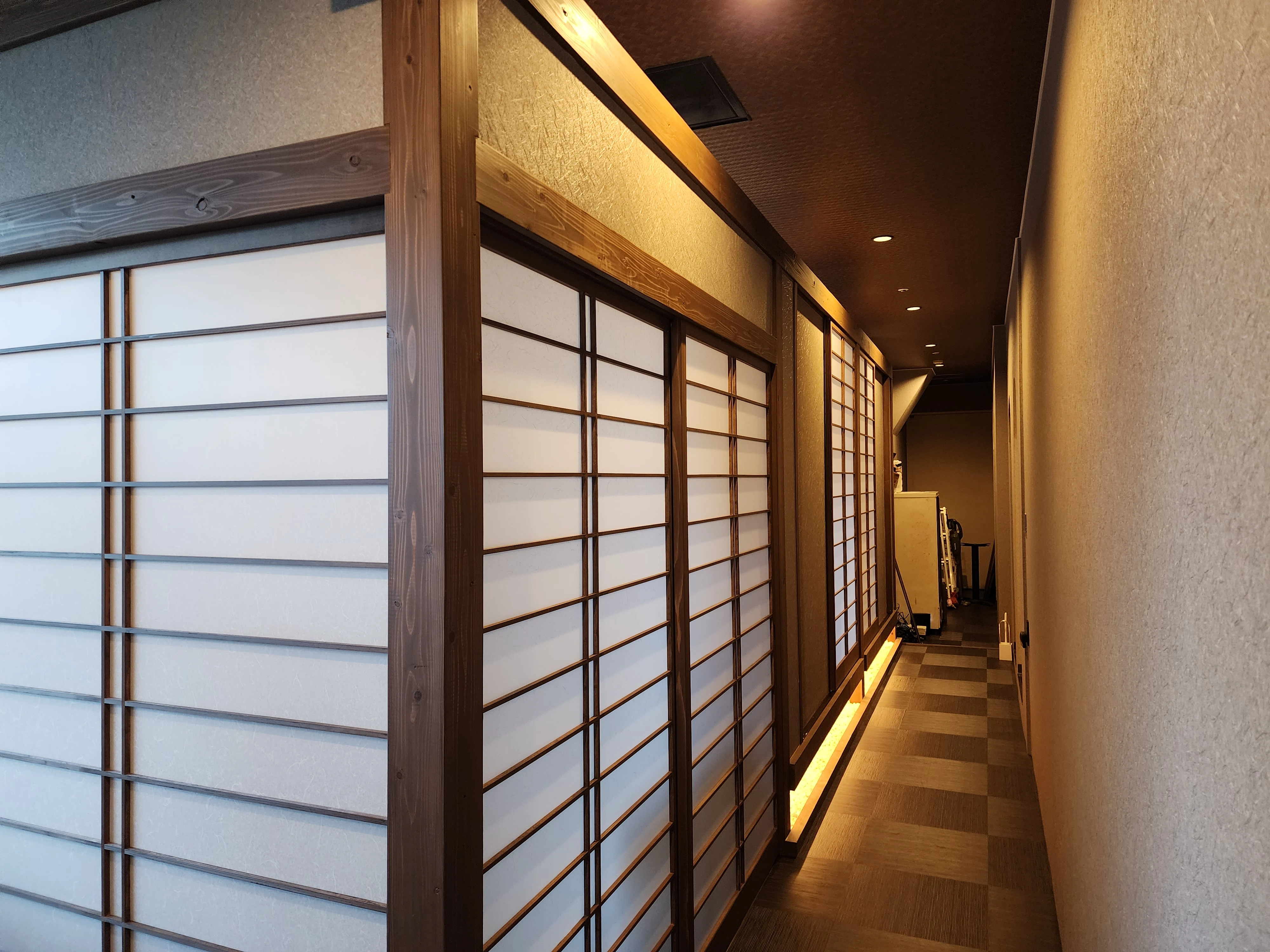 隠れ処六文銭 土浦駅前店 店内画像1