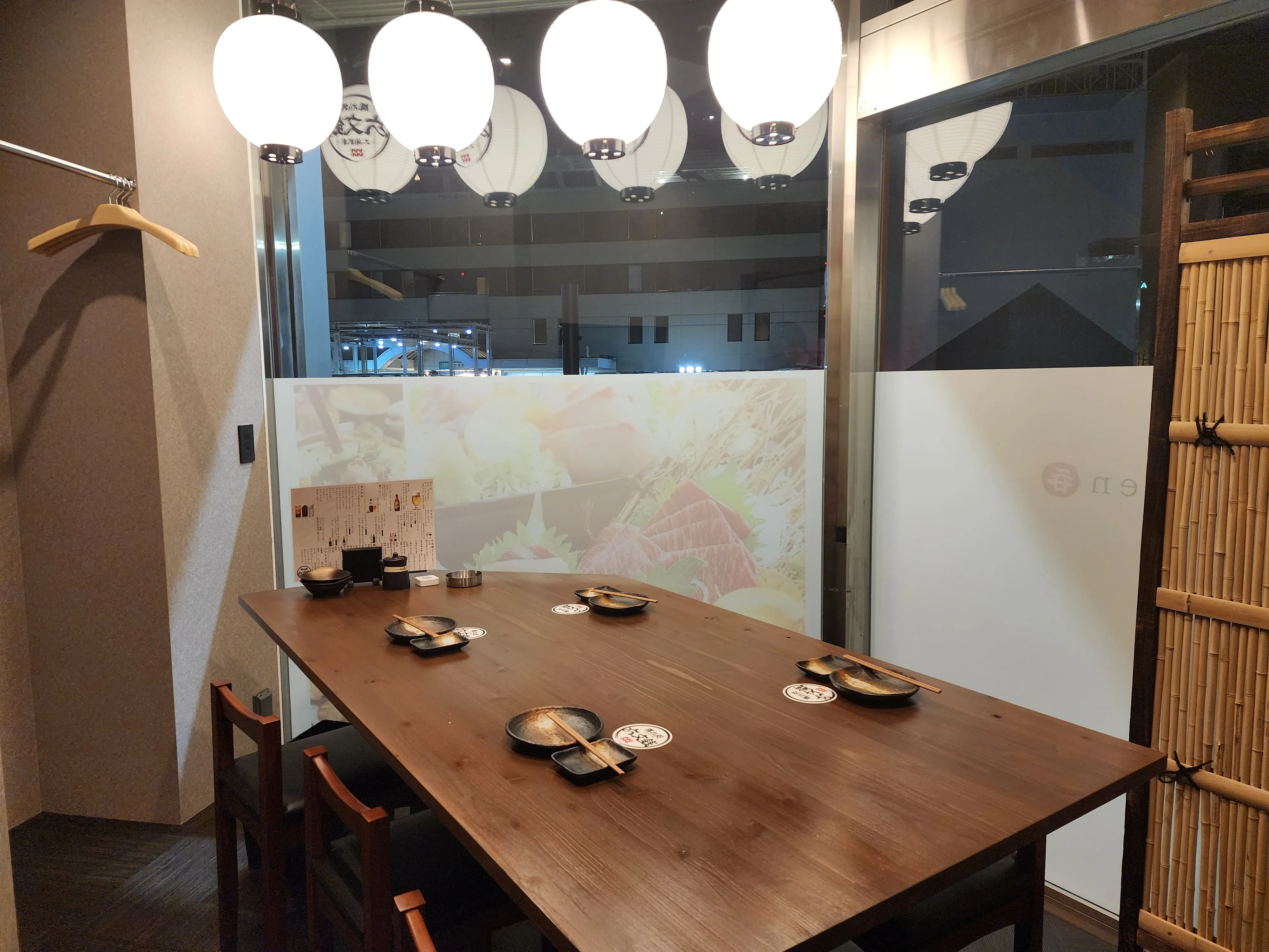 隠れ処六文銭 土浦駅前店 店内画像2